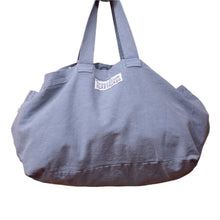 Load image into Gallery viewer, SuperTote Ski Bum