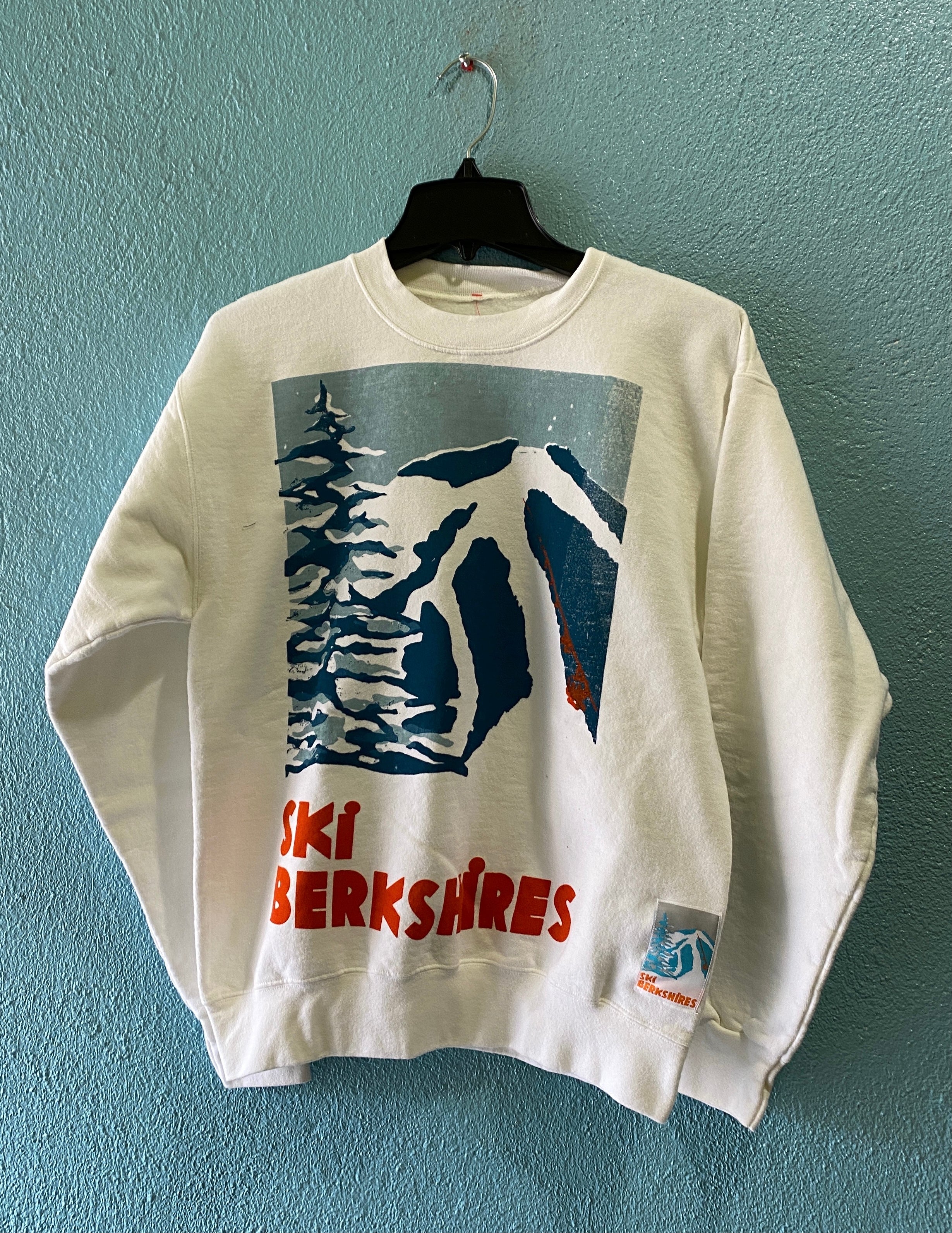 Vintage ski hot sale sweatshirt