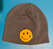 Load image into Gallery viewer, Cotton &#39;Smiles&#39; Patch Beanie
