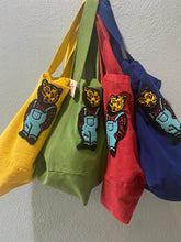 Load image into Gallery viewer, &#39;Bearington&#39; Patch Color Cotton Tote
